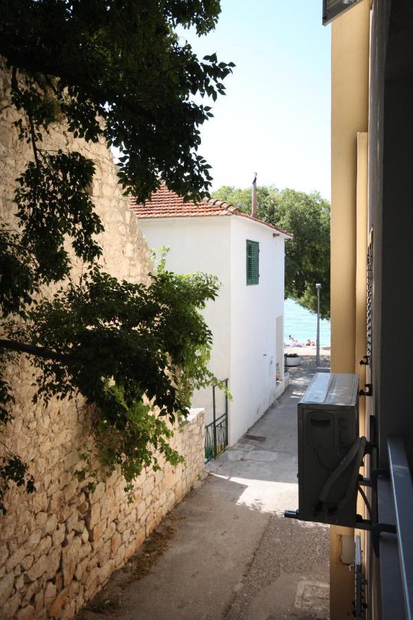 Apartments By The Sea Drvenik Donja Vala, Makarska - 6658 Exterior foto