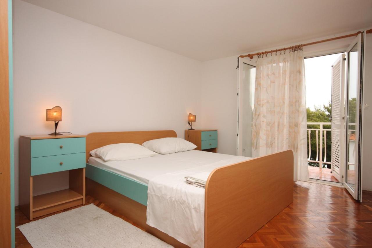 Apartments By The Sea Drvenik Donja Vala, Makarska - 6658 Exterior foto